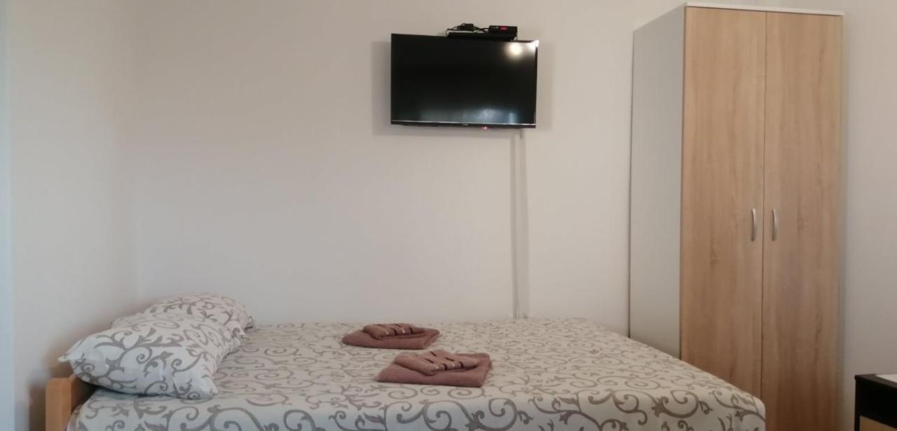 Apartmani Ilic Golubac Exterior foto