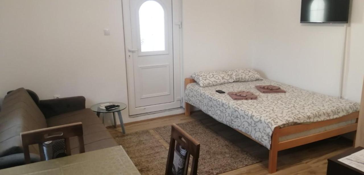 Apartmani Ilic Golubac Exterior foto